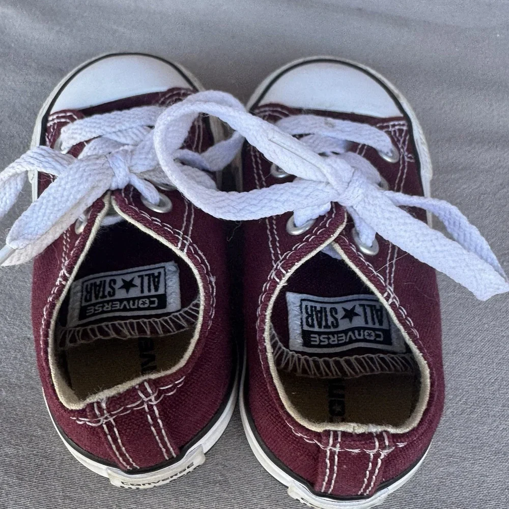 Size 5c - Converse Kids Maroon Color